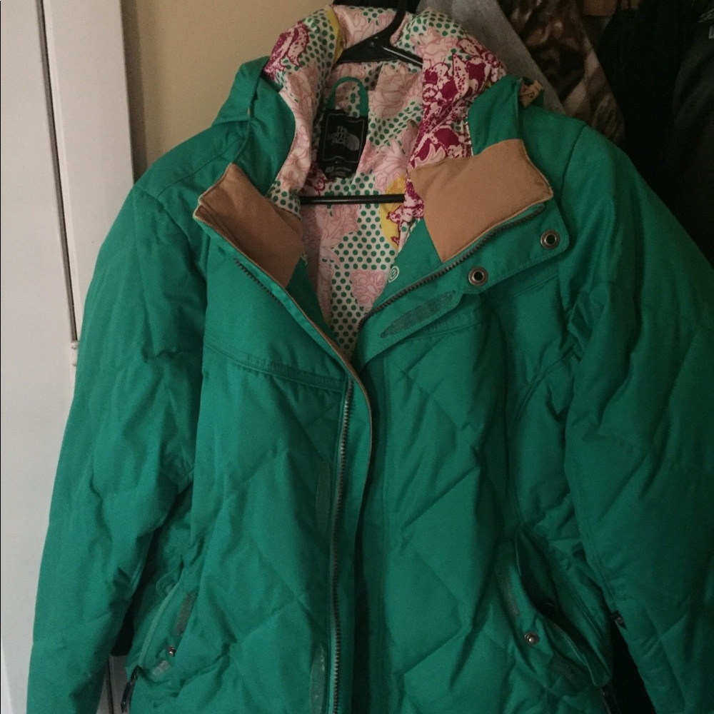 Women’s North Face ski coat